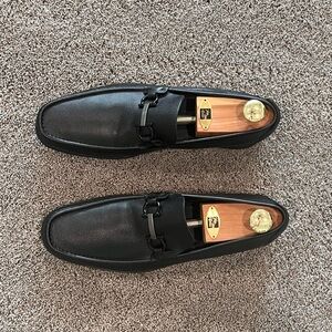 Salvatore Ferragamo - Black Leather Loafers